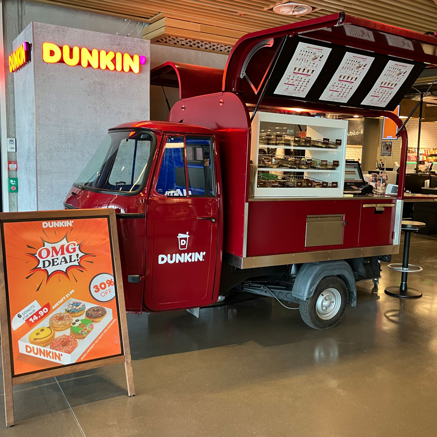 Dunkin' Verkaufswagen neu auf Deck 2